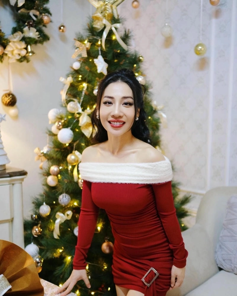 Hé lộ nhiều điều qua Hằng BingBoong Tiểu Sử