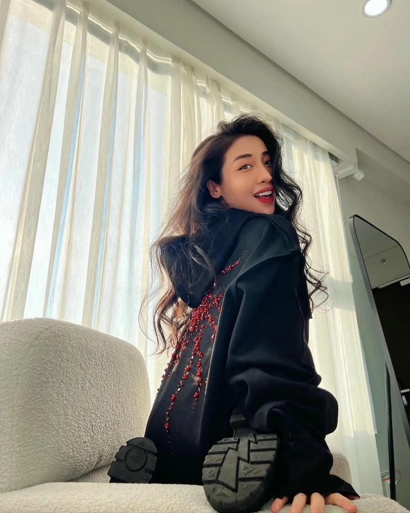 Hình ảnh đẹp mắt trong Hằng BingBoong Mv