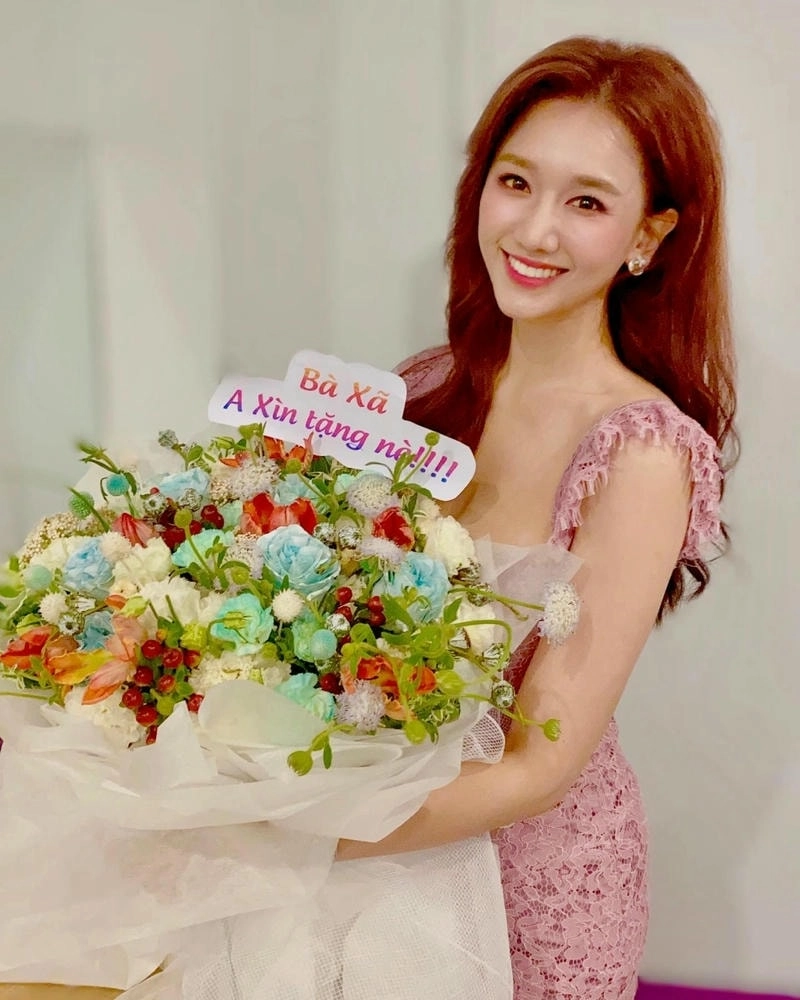 Hari Won Anh cứ đi đi là một trong những bài hát đình đám nhất của cô