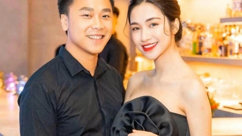 Vẻ đẹp tự nhiên khi Hoà Minzy mặt mộc