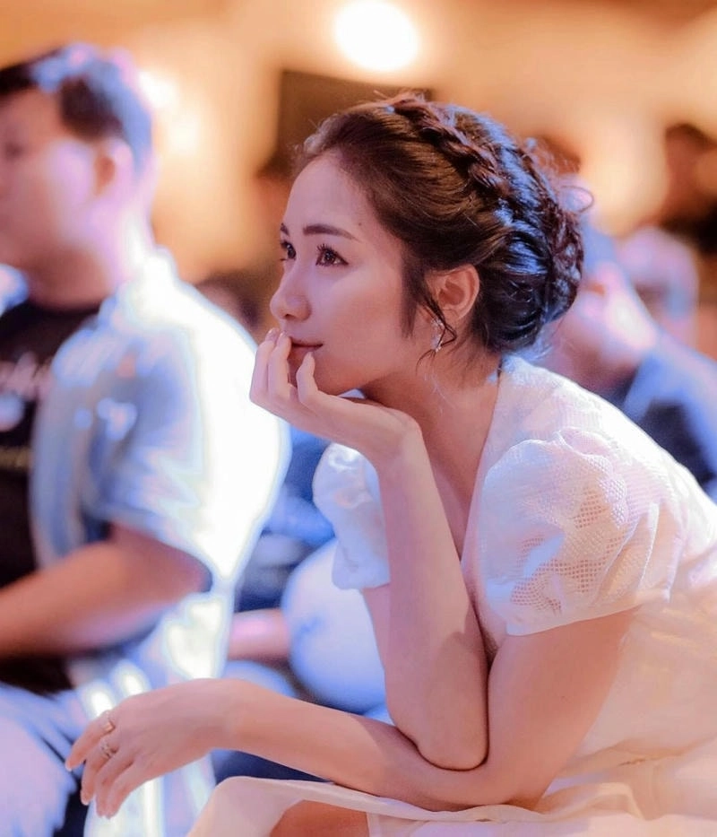 Chào xuân rực rỡ với Xuân ơi Xuân Hoà Minzy
