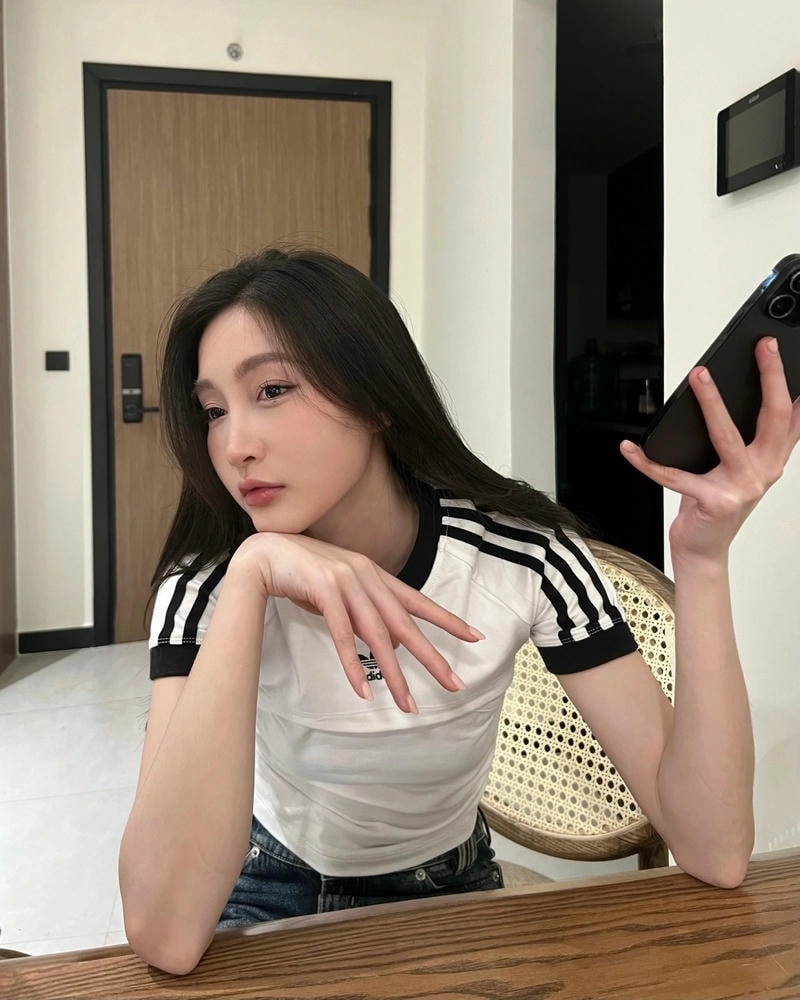 Gửi tình cảm đến phương xa Lời bài hát Juky San phương xa