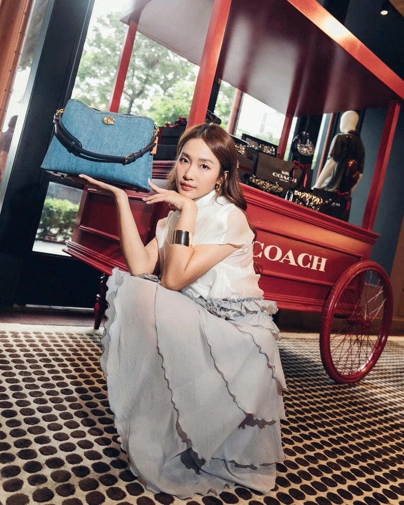 Khả Ngân ngày nơi sinh được tiết lộ