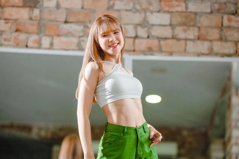 Xao xuyến với người lạ thoáng qua Khởi My