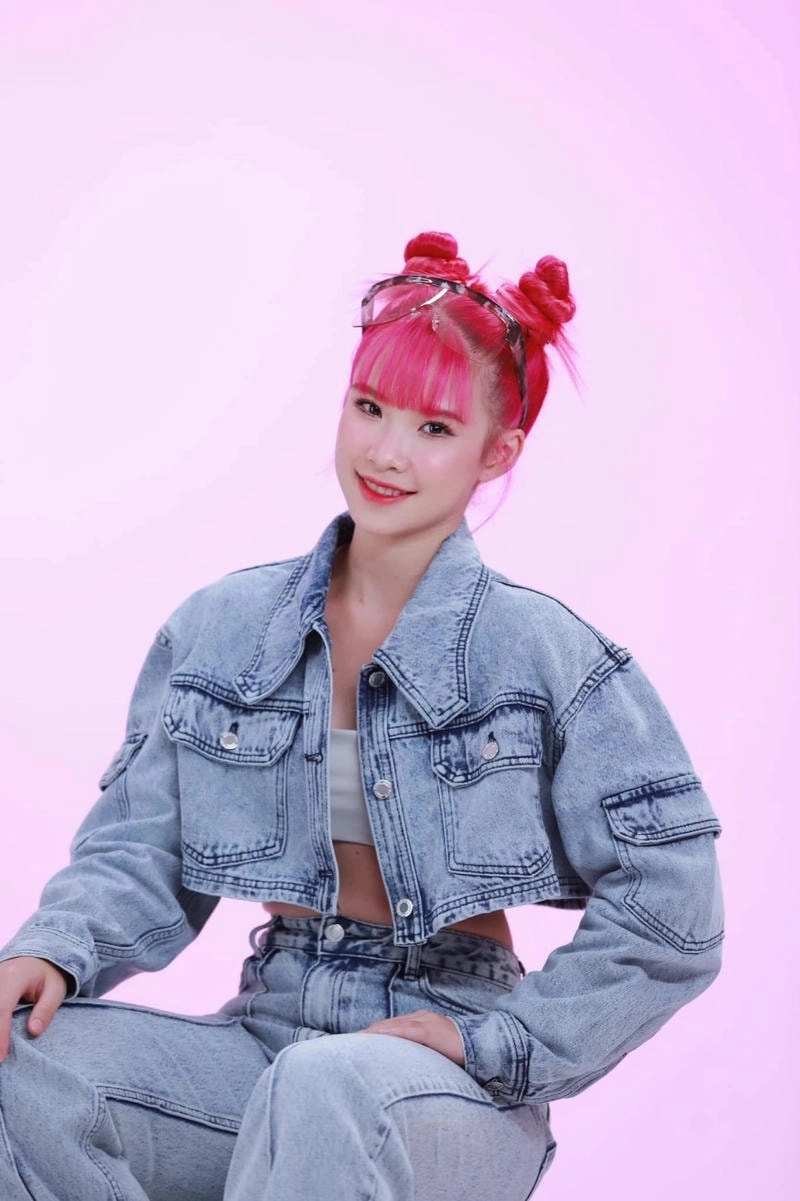 Thưởng thức trọn bộ album Khởi My đình đám