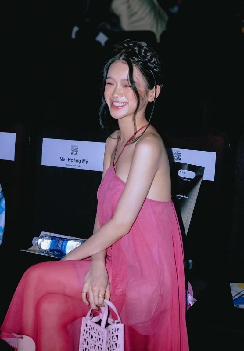Linh Ka là ai vẫn luôn hot trên mạng