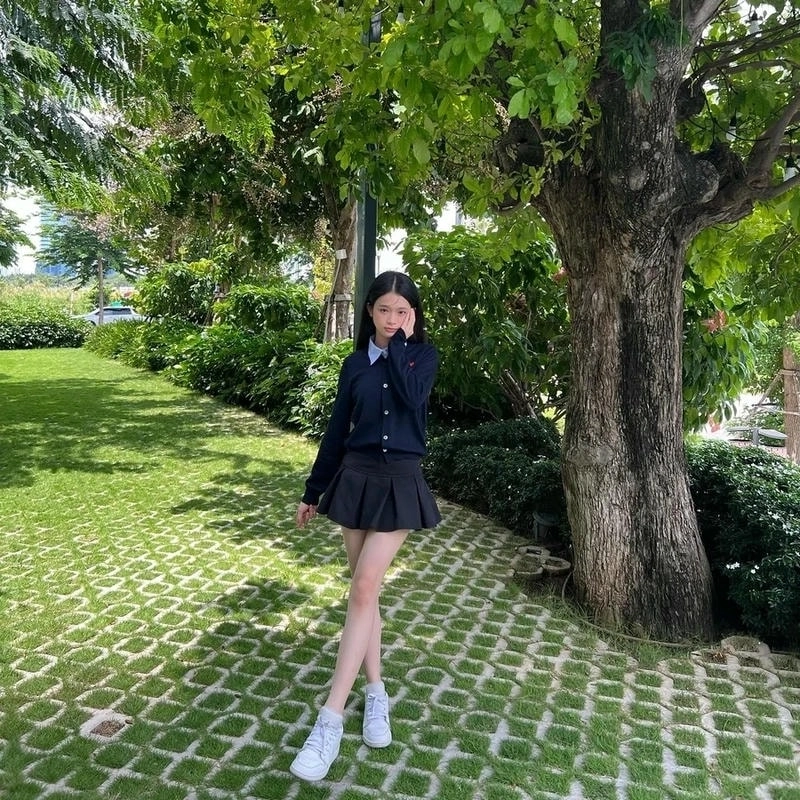 Linh Ka instagram cập nhật nhiều khoảnh khắc