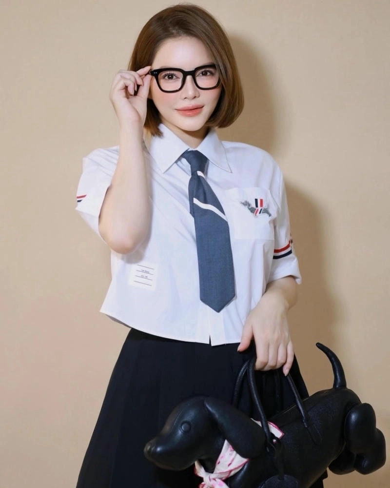 Hé lộ tên thật của Lý Nhã Kỳ bất ngờ