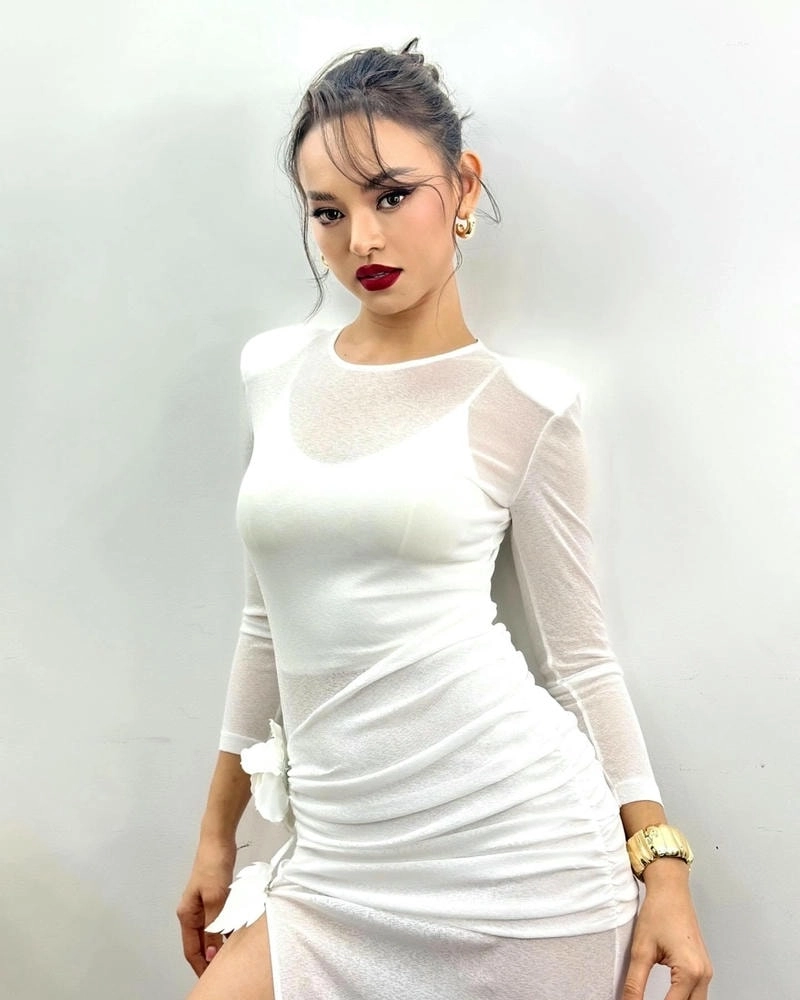 Màn Mai Ngô ứng xử cực chất