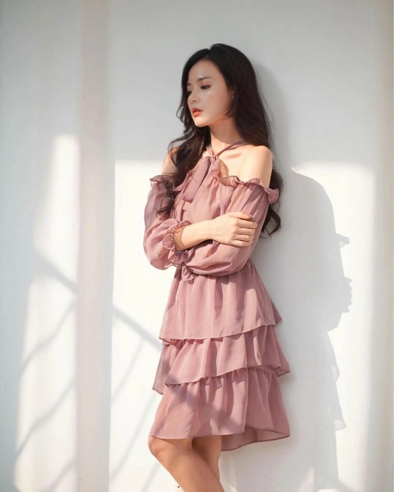 Thông tin đầy đủ về tiểu sử Midu