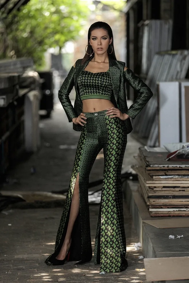 Cặp đôi đẹp Đồng Ánh Quỳnh Minh Tú gây chú ý