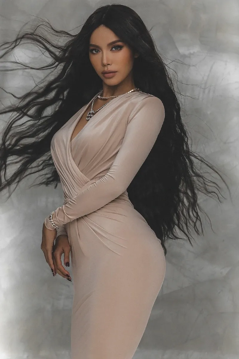 Danh hiệu quốc tế Minh Tú Đạt Hoa Hậu Gì