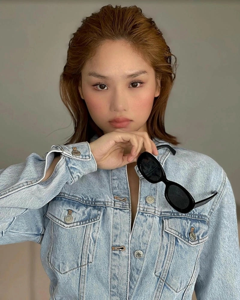 Lắng nghe nhẹ nhàng quà cho anh Miu Lê