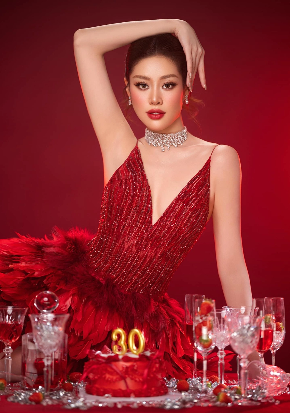 Ngắm vẻ đẹp cuốn hút của Nguyễn Trần Khánh Vân