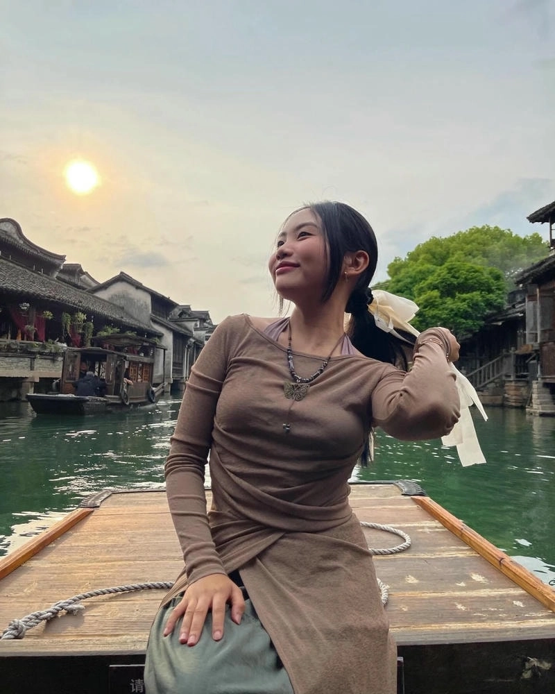 Cập nhật thông tin tuổi tác Phương Mỹ Chi bao nhiêu tuổi