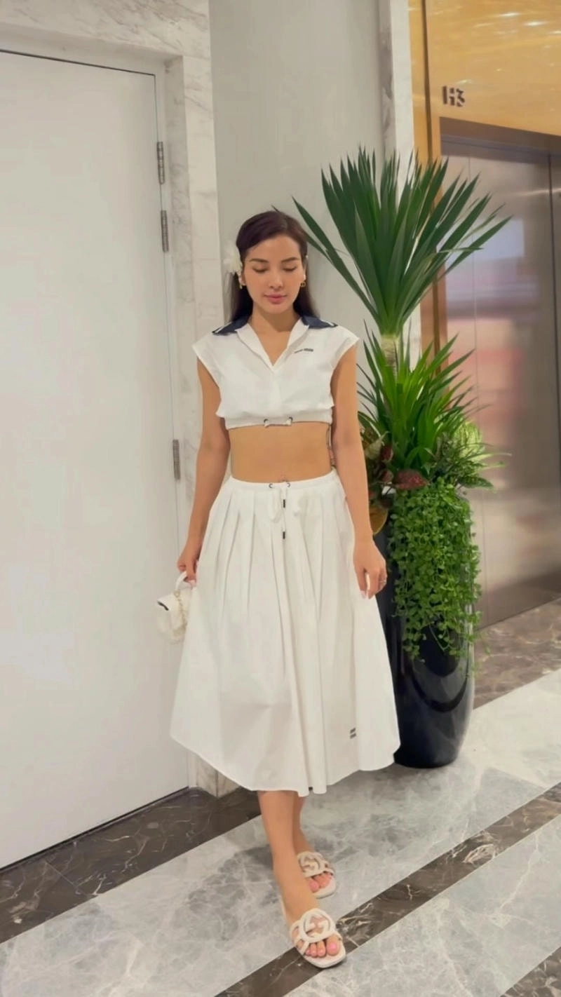 Hình ảnh Phương Trinh Jolie mang bầu gây chú ý