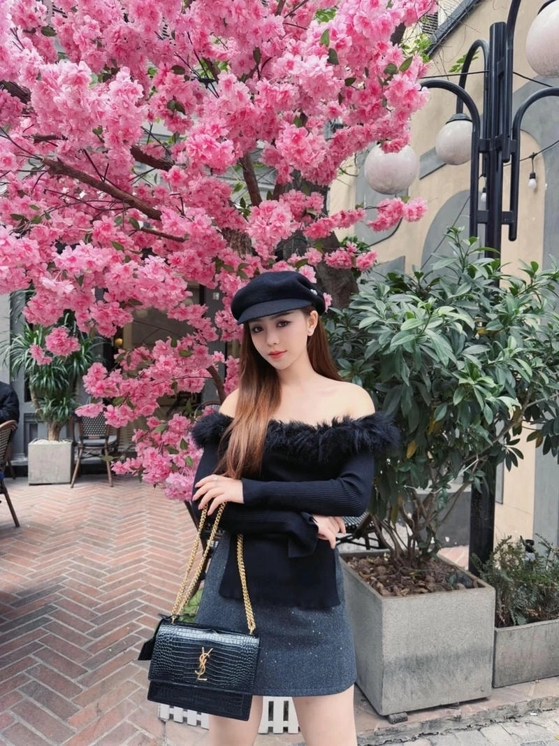 Quỳnh Kool tuổi đôi mươi xinh đẹp