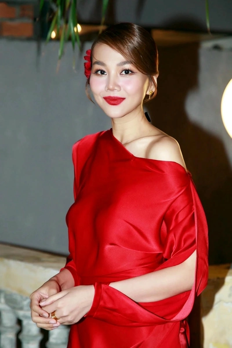 Giọng ca cuốn hút của Ca sĩ Thanh Hằng