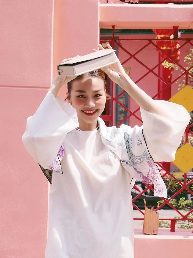 Bộ ảnh ấn tượng của Người mẫu Thanh Hằng