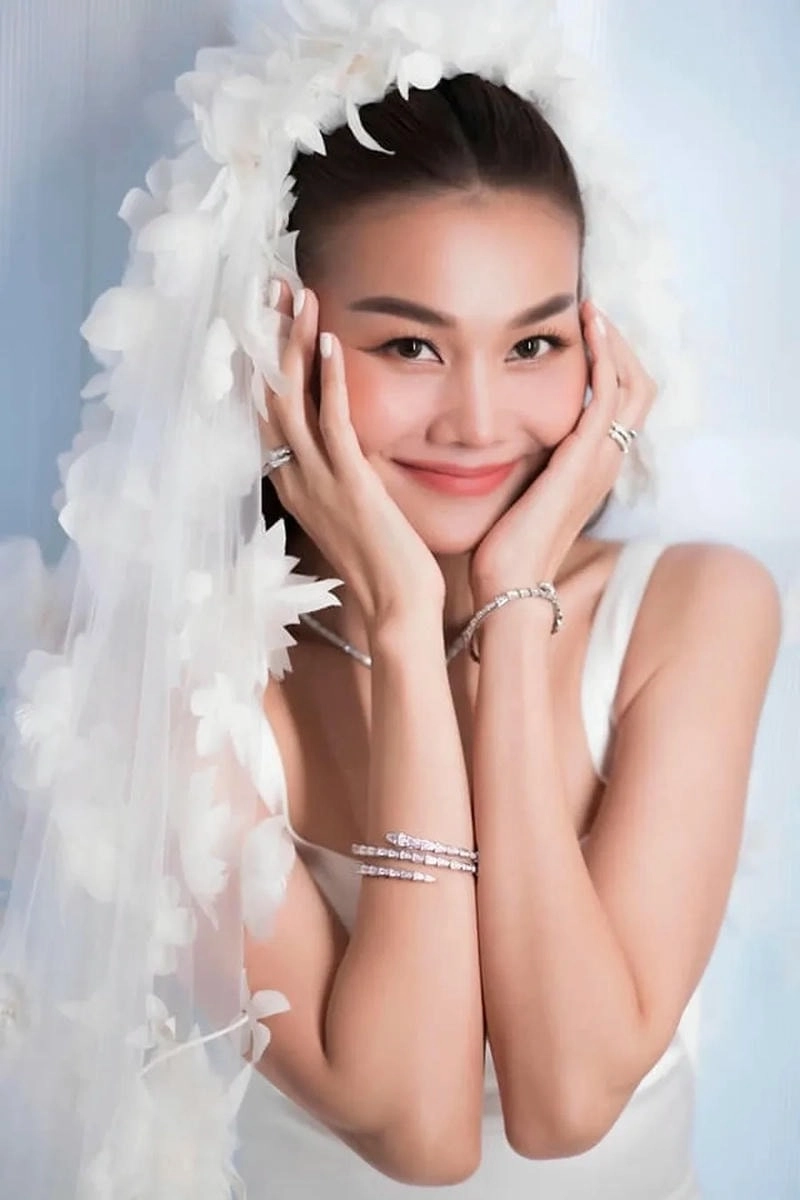 Tìm nghe Lời Bài Hát Bé Thanh Hằng Sinh Nhật Bé