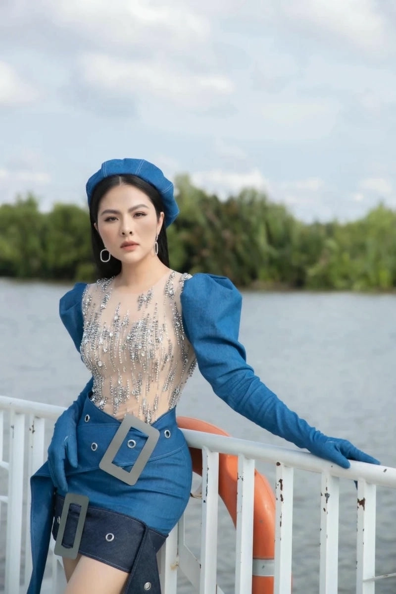 Theo dõi thông tin từ Vân Trang official chính thức