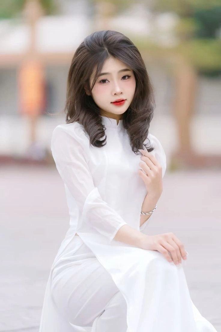 Hình ảnh học sinh cấp 3 mặc áo dài