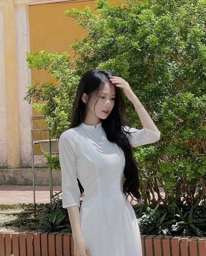 Ảnh áo dài học sinh trắng tinh khôi