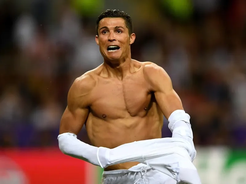 Meme Ronaldo SIUUU team remix EDM là đỉnh cao