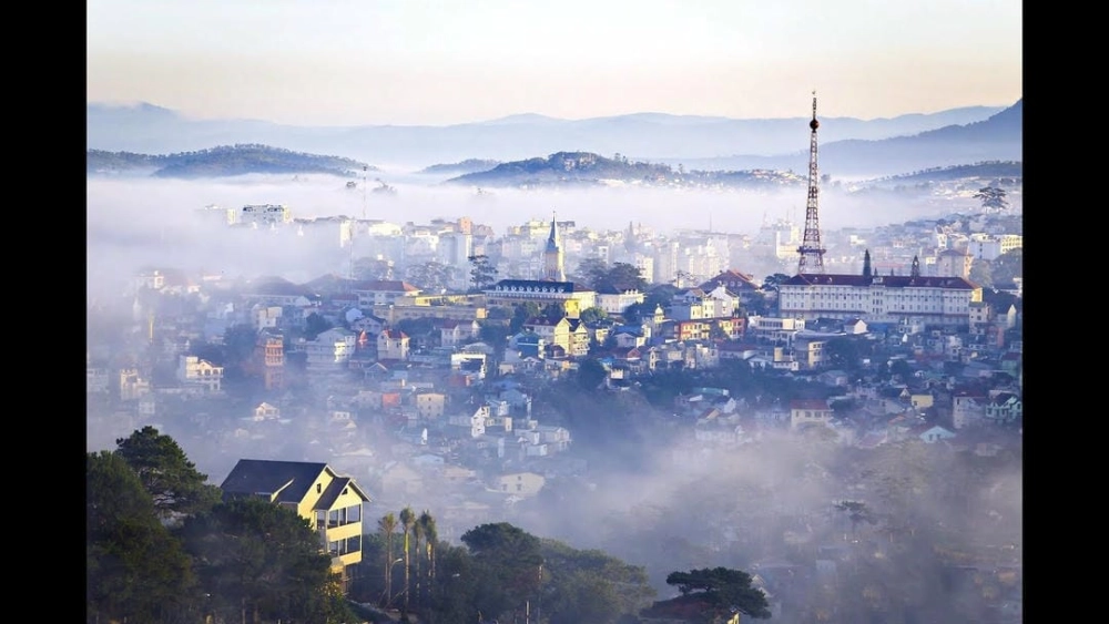 Hình nền phong cảnh Đà Lạt dành cho máy tính và điện thoại