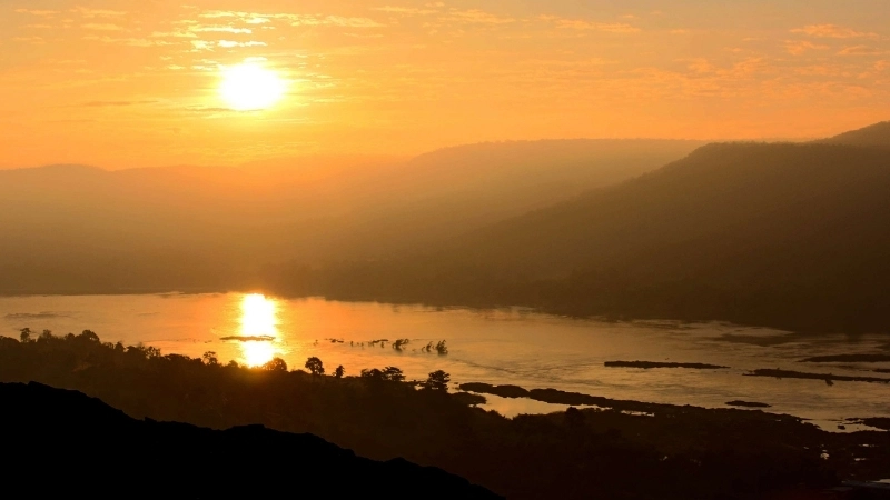 Bức tranh ảnh phong cảnh đẹp thiên nhiên hùng vĩ