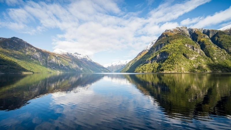 Tải về hình nền phong cảnh đẹp full hd cho laptop