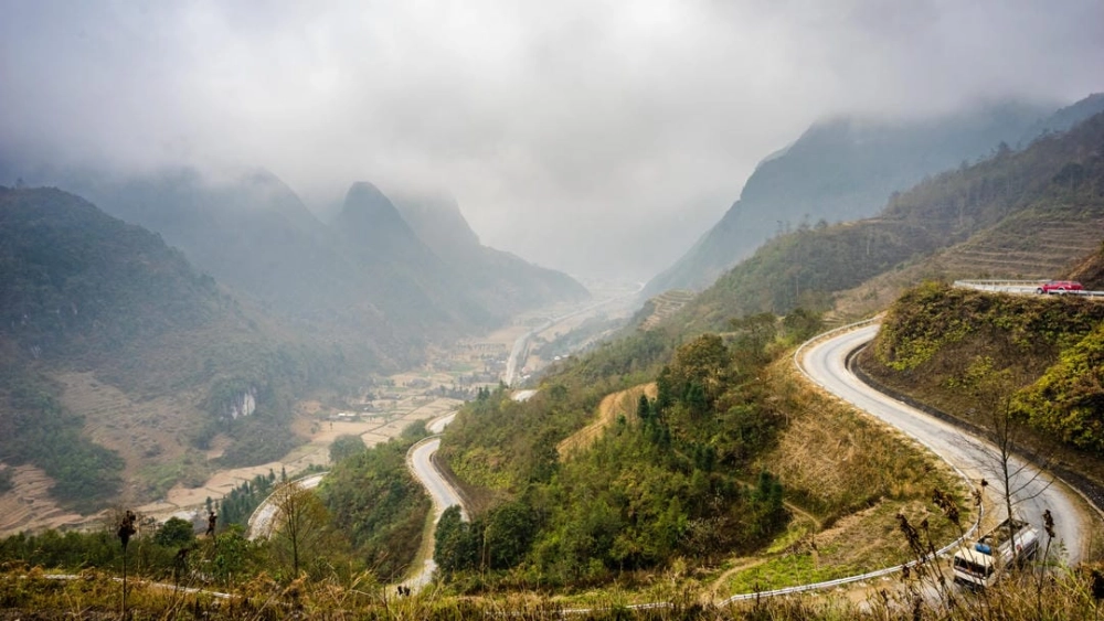 Vẻ đẹp hùng vĩ của tranh phong cảnh quê hương đất nước