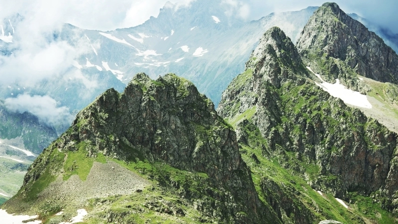 Hình nền phong cảnh núi đẹp và vô cùng thanh bình