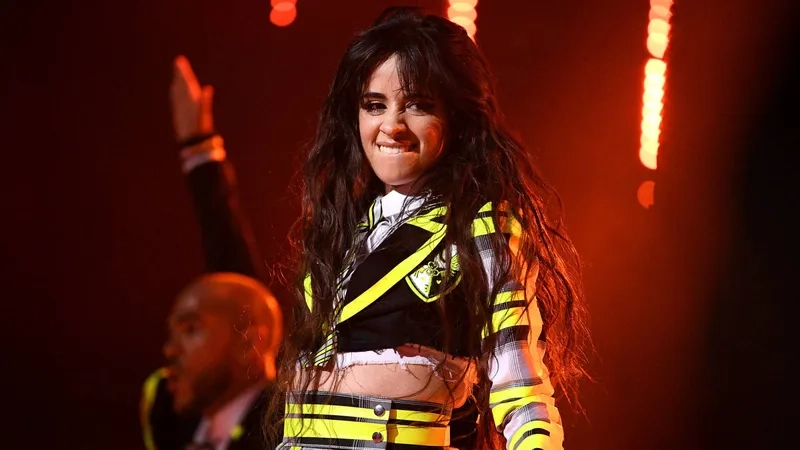 Những màn trình diễn live ấn tượng các Camila Cabello songs
