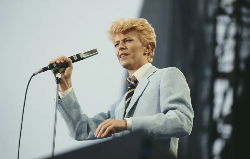 Một khoảnh khắc từ kỷ nguyên David Bowie Ziggy Stardust