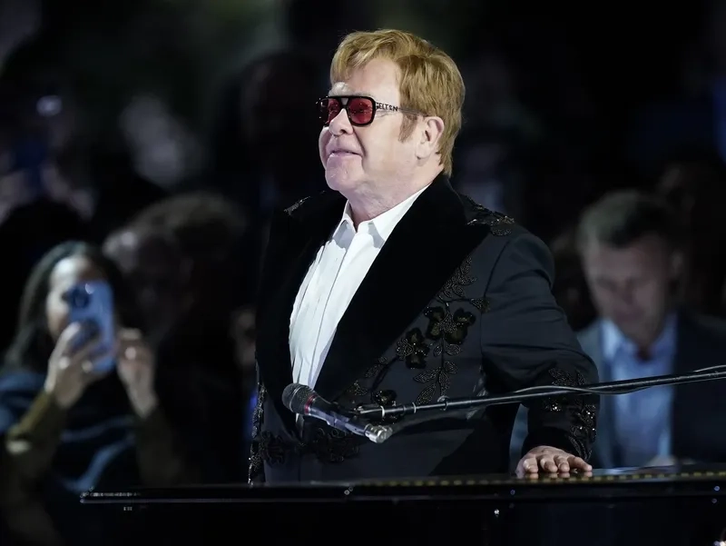 Poster phim về cuộc đời Elton John
