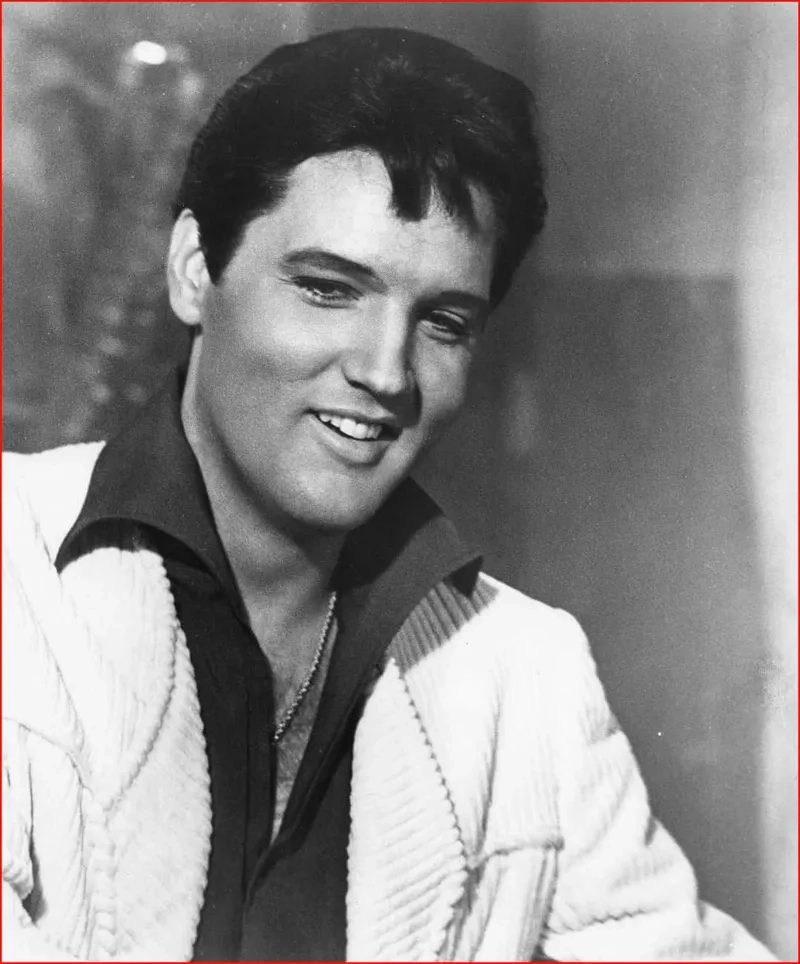 Khoảnh khắc đáng nhớ từ phim elvis presley