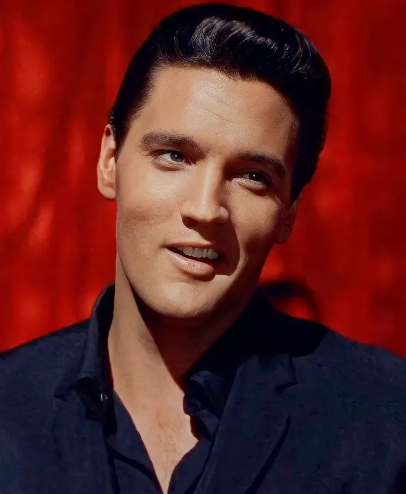 Elvis Presley và điệu nhảy làm nên thương hiệu