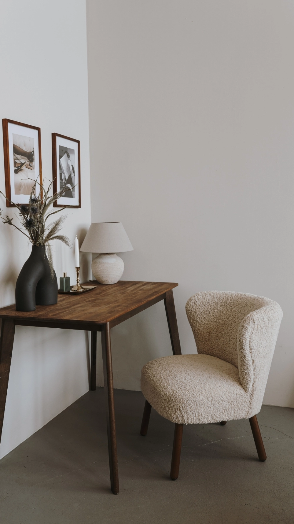 Trải nghiệm hình nền tối giản 4K sắc nét