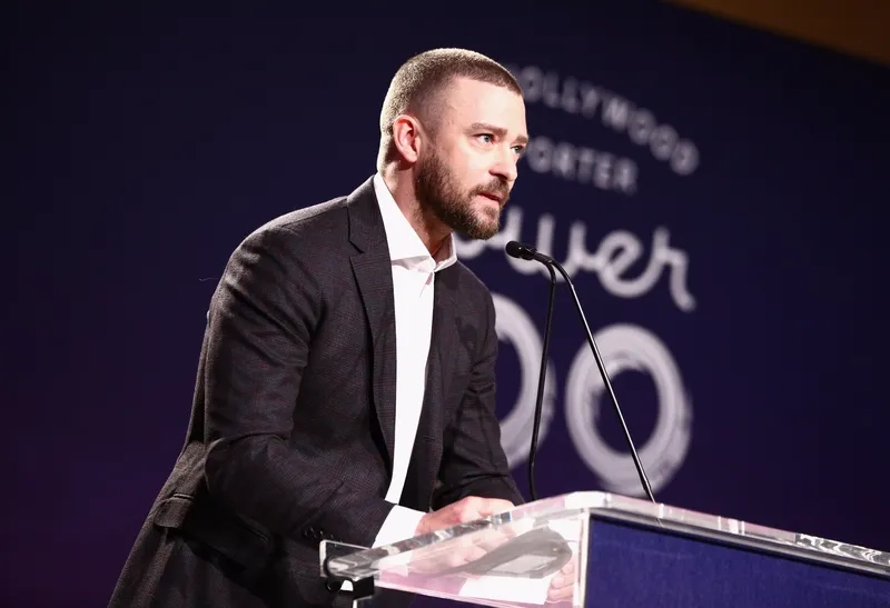Phong cách lịch lãm trong Justin Timberlake Suit and Tie
