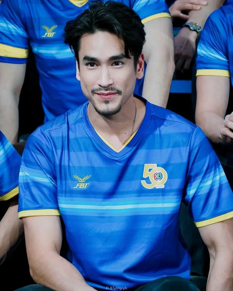 Thông tin chi tiết tiểu sử Nadech