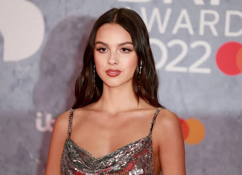 Khoảnh khắc sâu lắng trong một olivia rodrigo song