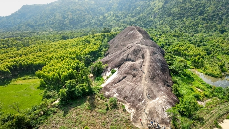 Vẻ đẹp hùng vĩ của tranh phong cảnh quê hương đất nước