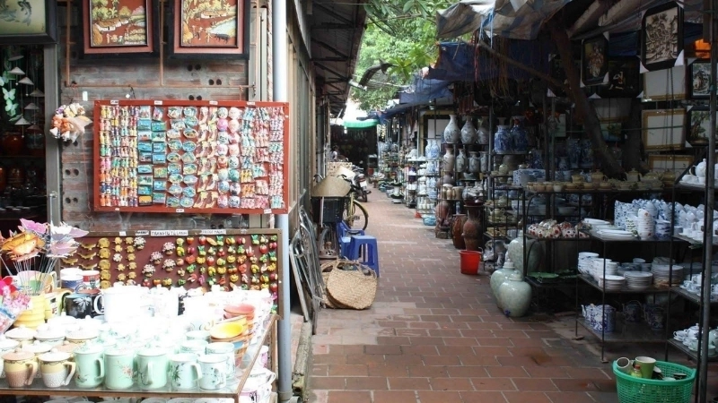 Check-in tại làng gốm Bát Tràng ở Hà Nội