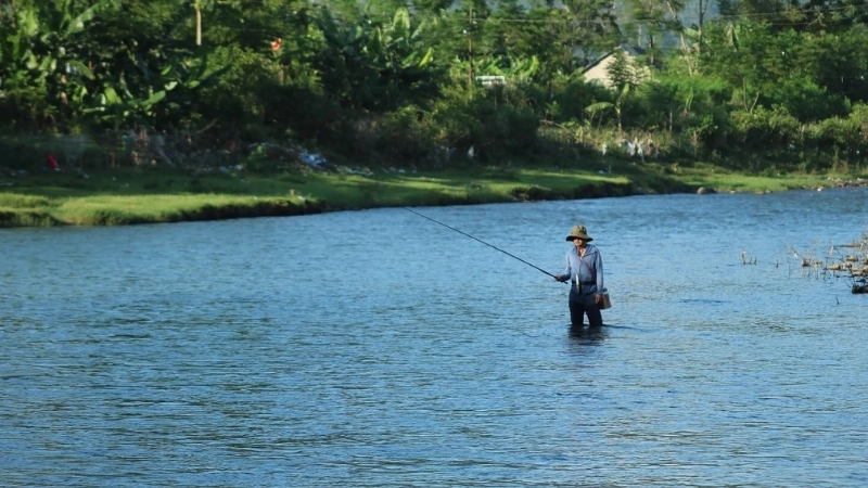 Tái hiện lại qua tranh vẽ cảnh quê hương đẹp
