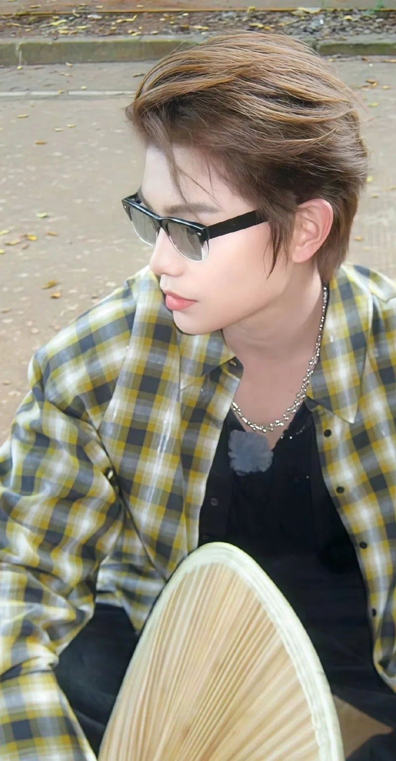 vu thích na nhiên và phản ứng hóa học bùng nổ