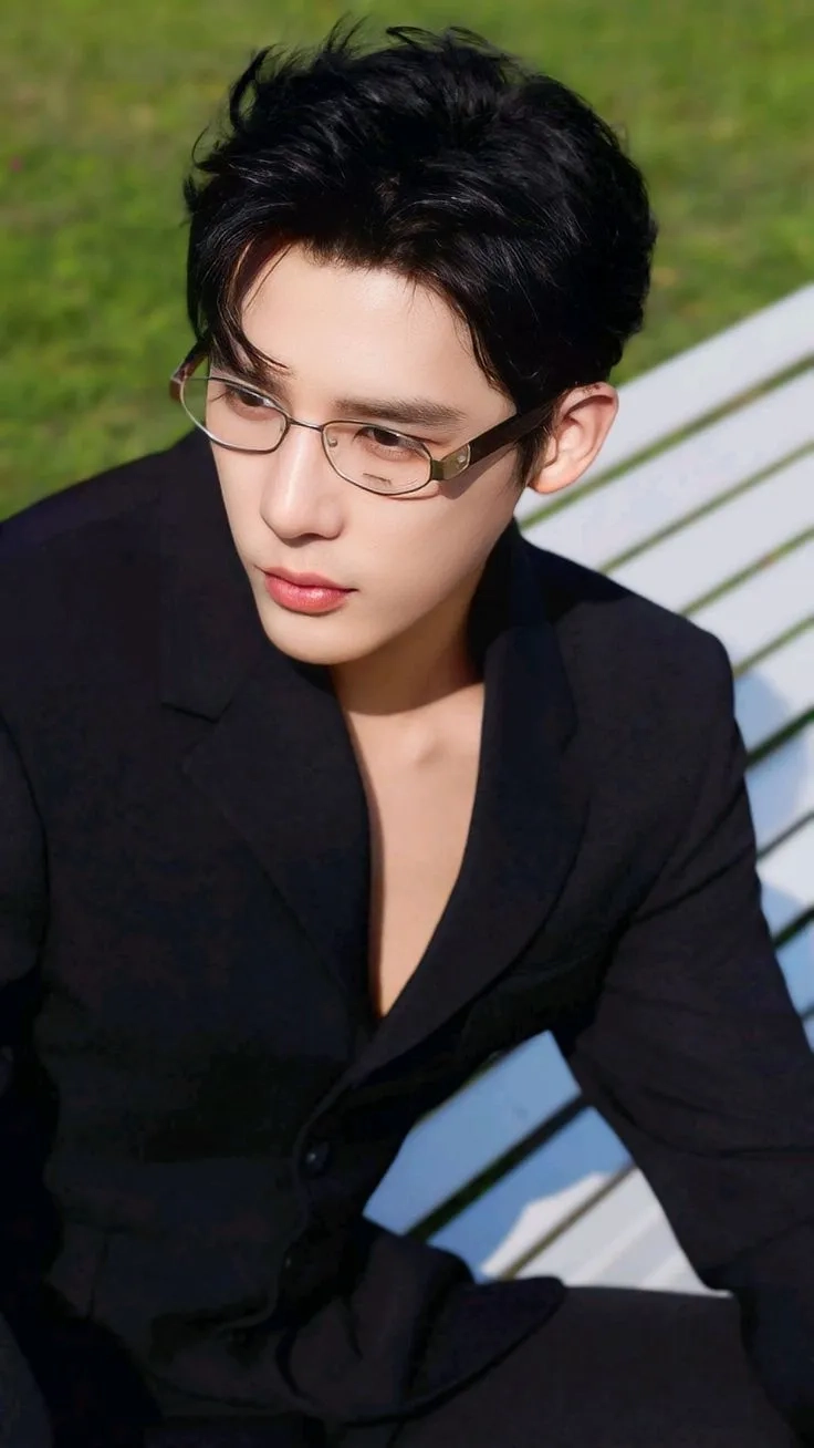 Vương An Vũ và những khoảnh khắc đời thường