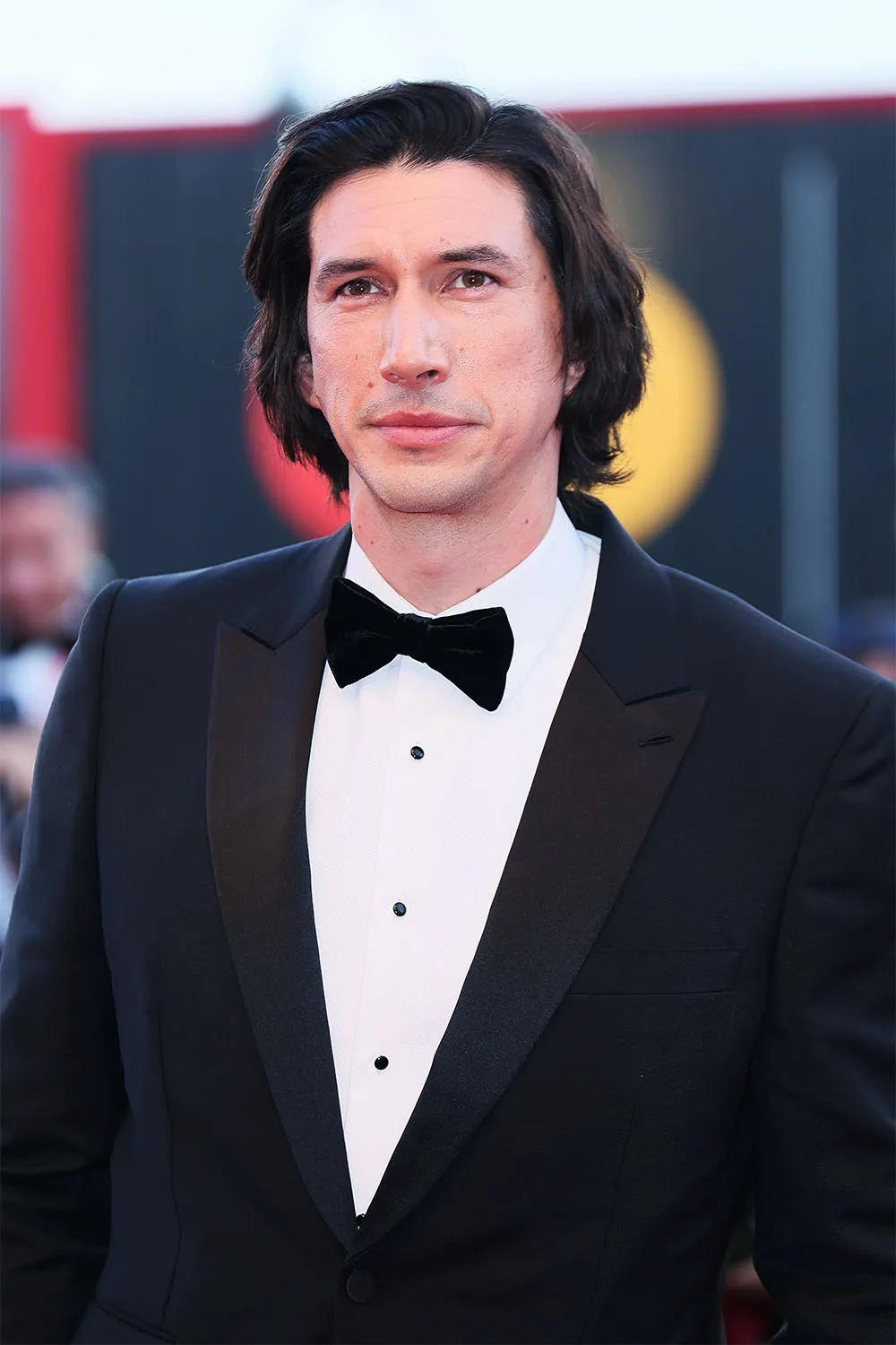 Adam Driver trong vai Maurizio Gucci
