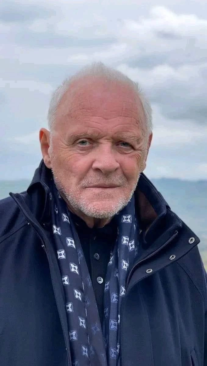 Nét lãng tử của Anthony Hopkins lúc trẻ