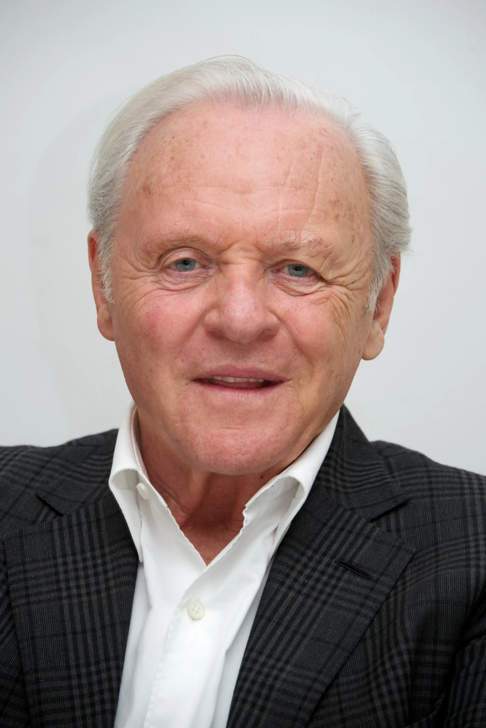 Màn trình diễn bậc thầy trong Anthony Hopkins The Father
